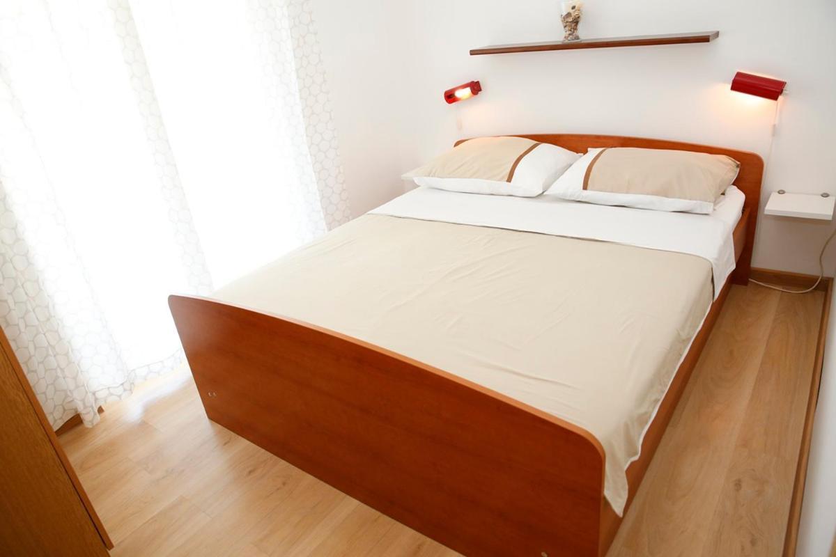 Apartmani Taradzic Vodice Zewnętrze zdjęcie