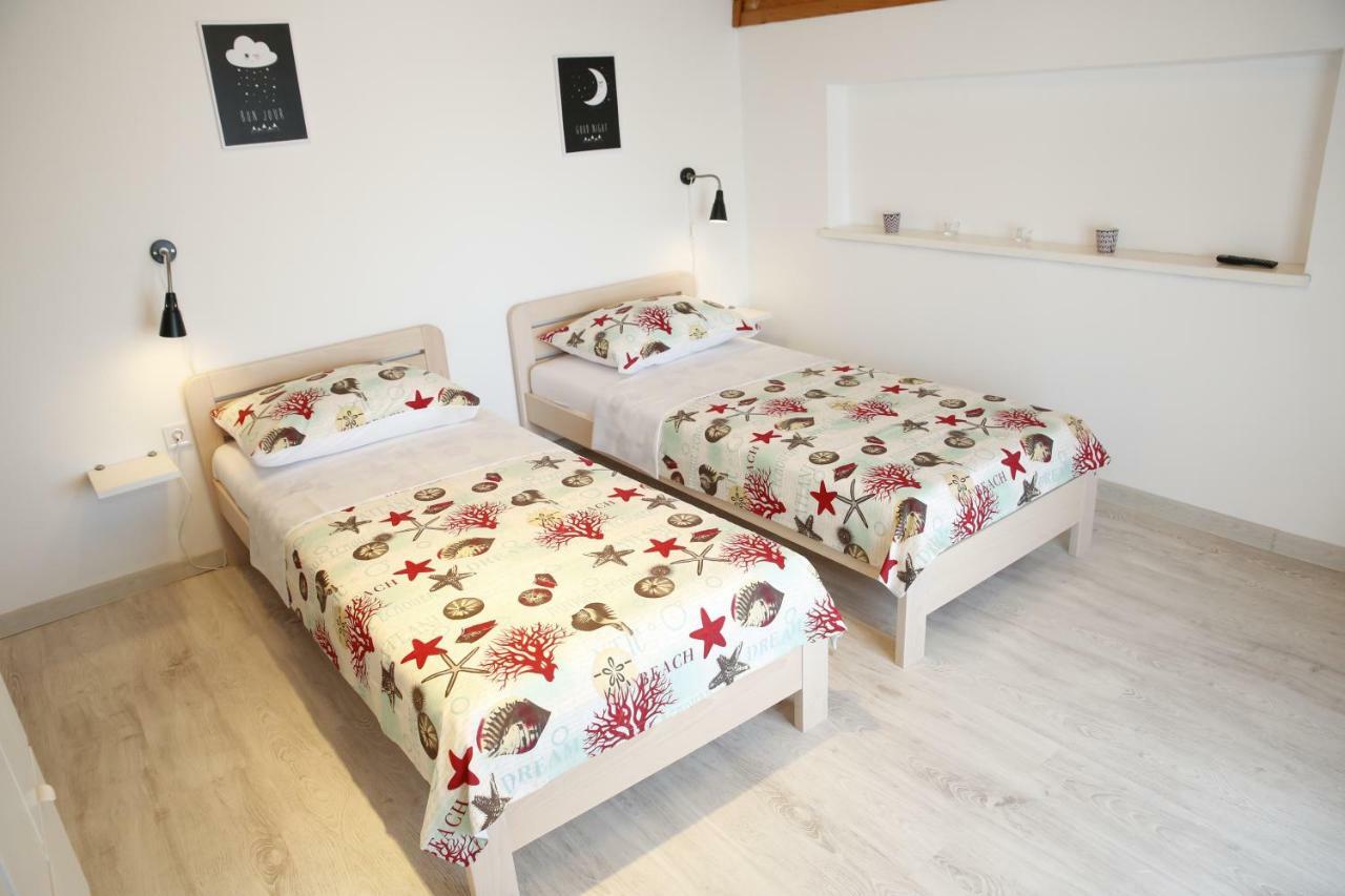 Apartmani Taradzic Vodice Zewnętrze zdjęcie