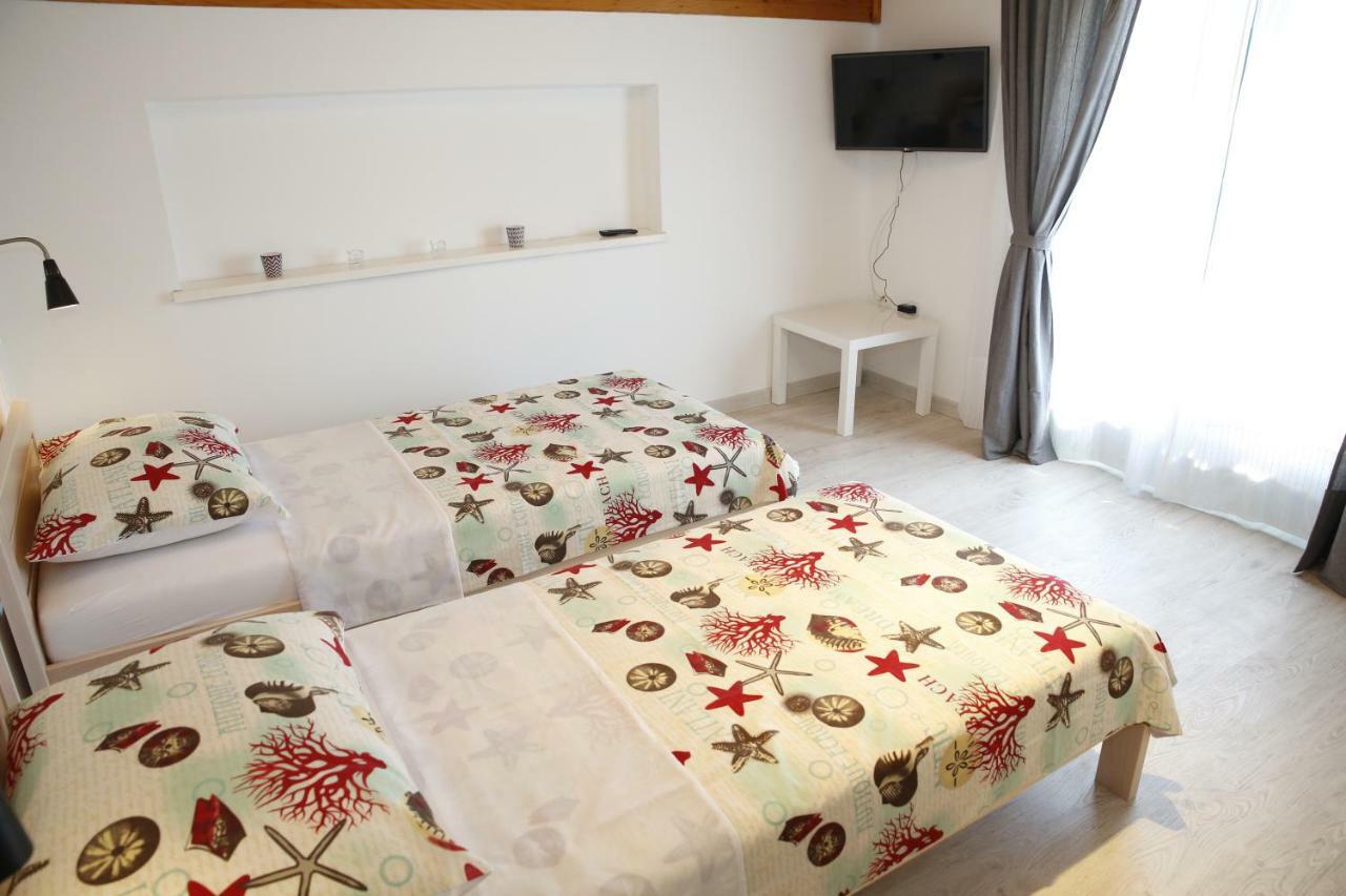 Apartmani Taradzic Vodice Zewnętrze zdjęcie