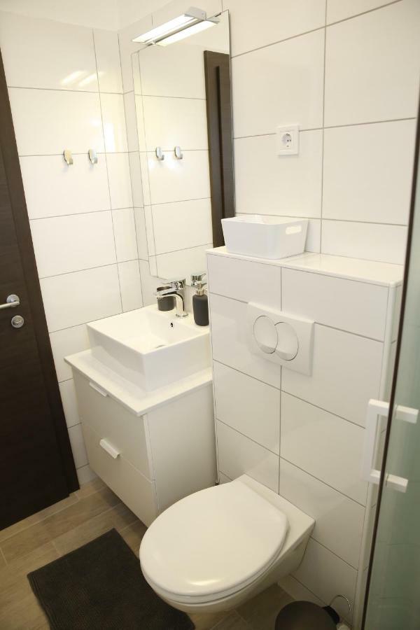 Apartmani Taradzic Vodice Zewnętrze zdjęcie